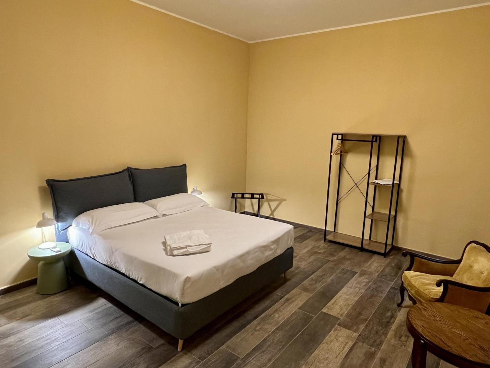 Palazzo Zippitelli Apartments Bari Phòng bức ảnh